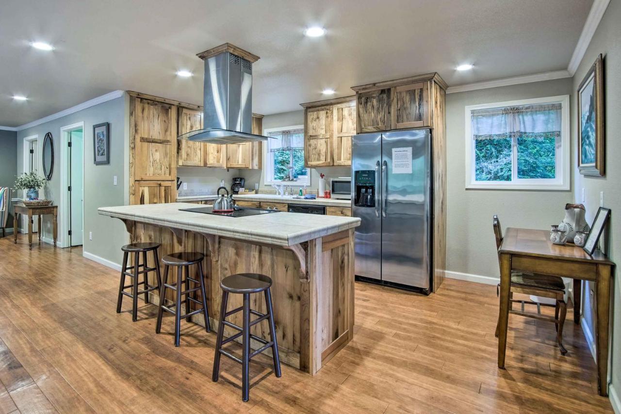 Coos Bay Retreat Less Than 2 Mi To Marina And Casino! Esterno foto