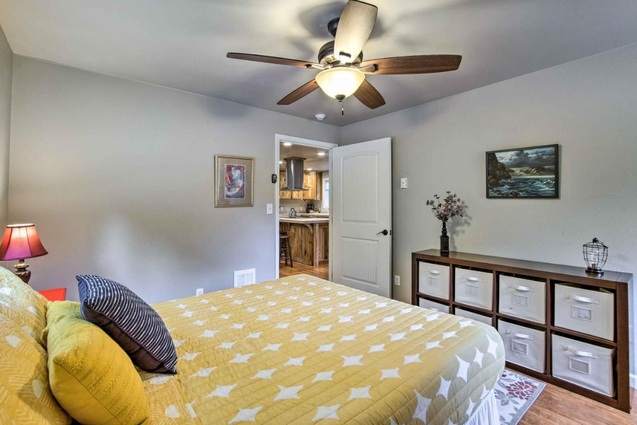 Coos Bay Retreat Less Than 2 Mi To Marina And Casino! Esterno foto